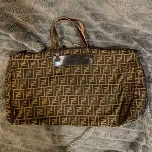 AUTHENTIC FENDI | LARGE ZUCCA CANVAS PACKABLE WEEKENDER BAG